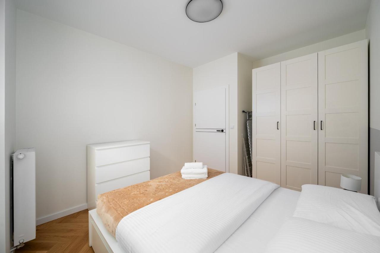 Wola Nakielska Comfort Apartment Warszawa Exteriör bild